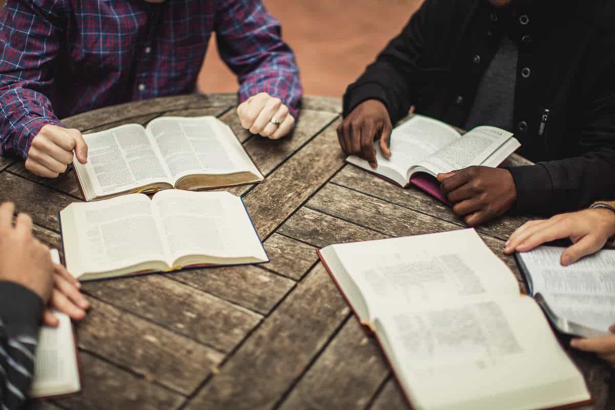 Effective Small Group Bible Study: 10 Tips - Faithlife Blog